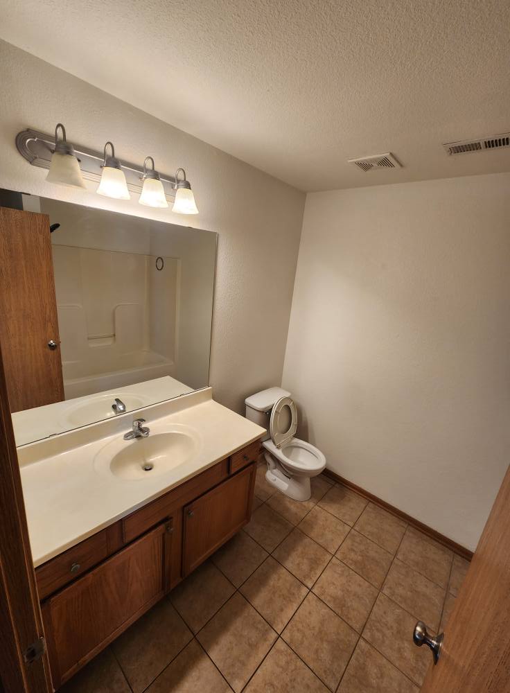 508B Chapin Drive  15.jpg